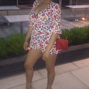 Floral bell sleeve short romper